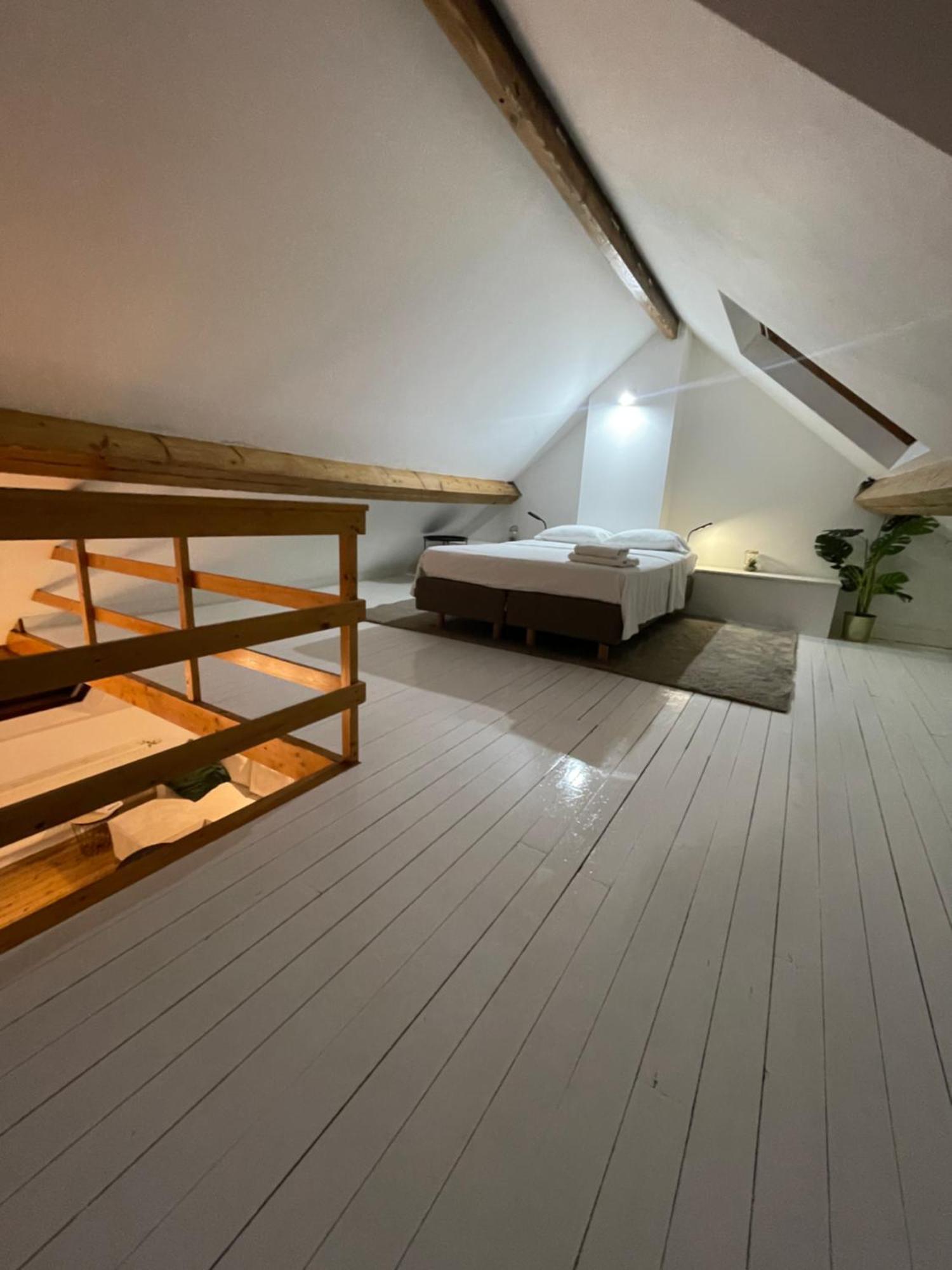 Attic European Quarter * Brüssel